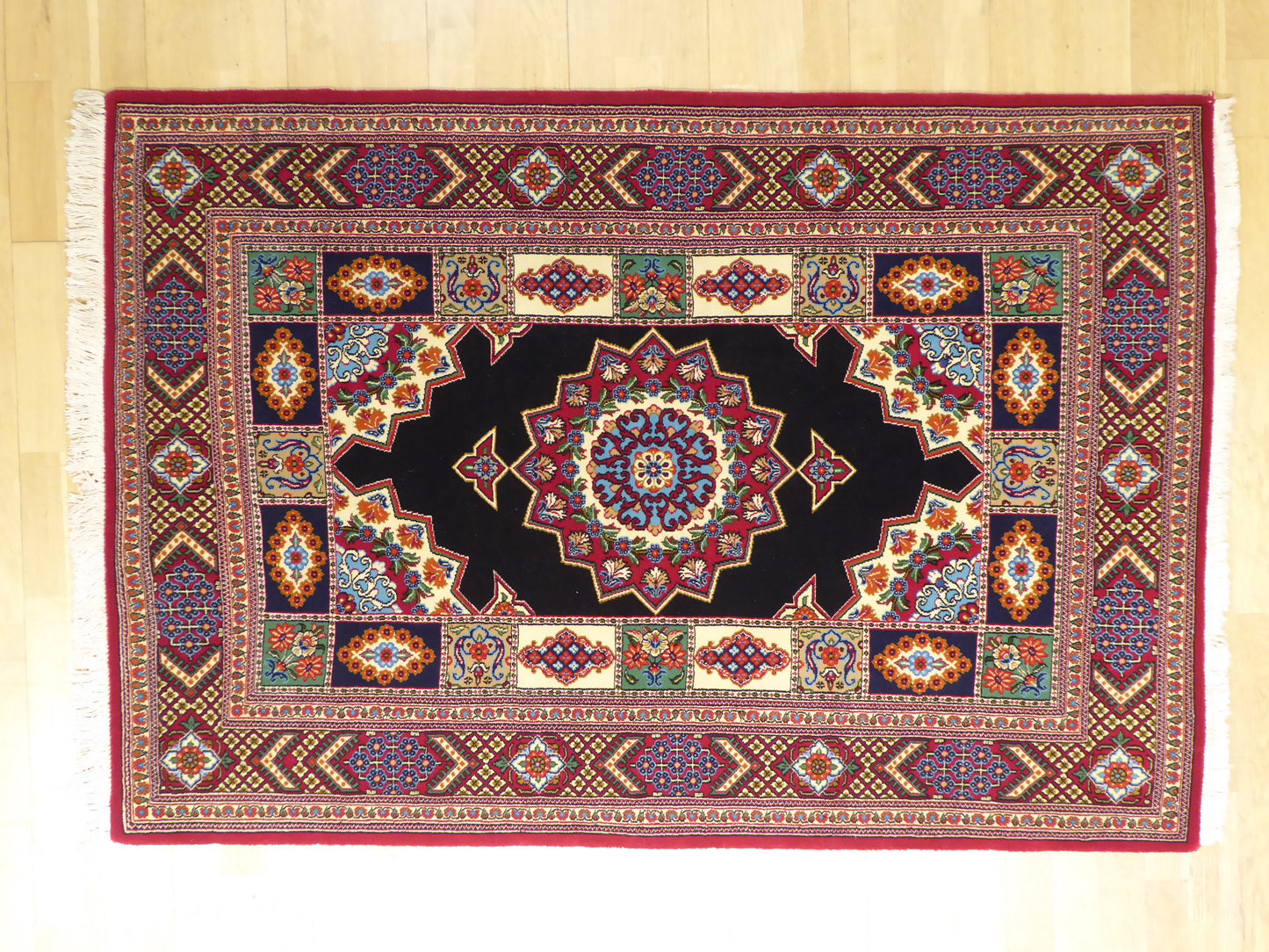 Persisk Ghom tæppe 154x106 cm