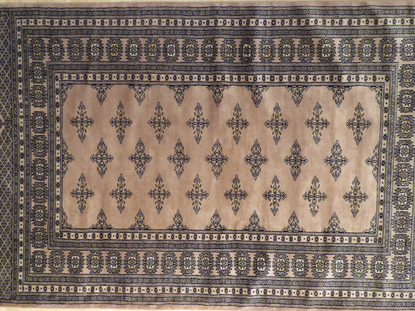 Bokhara Butterfly Fine 188x123 cm