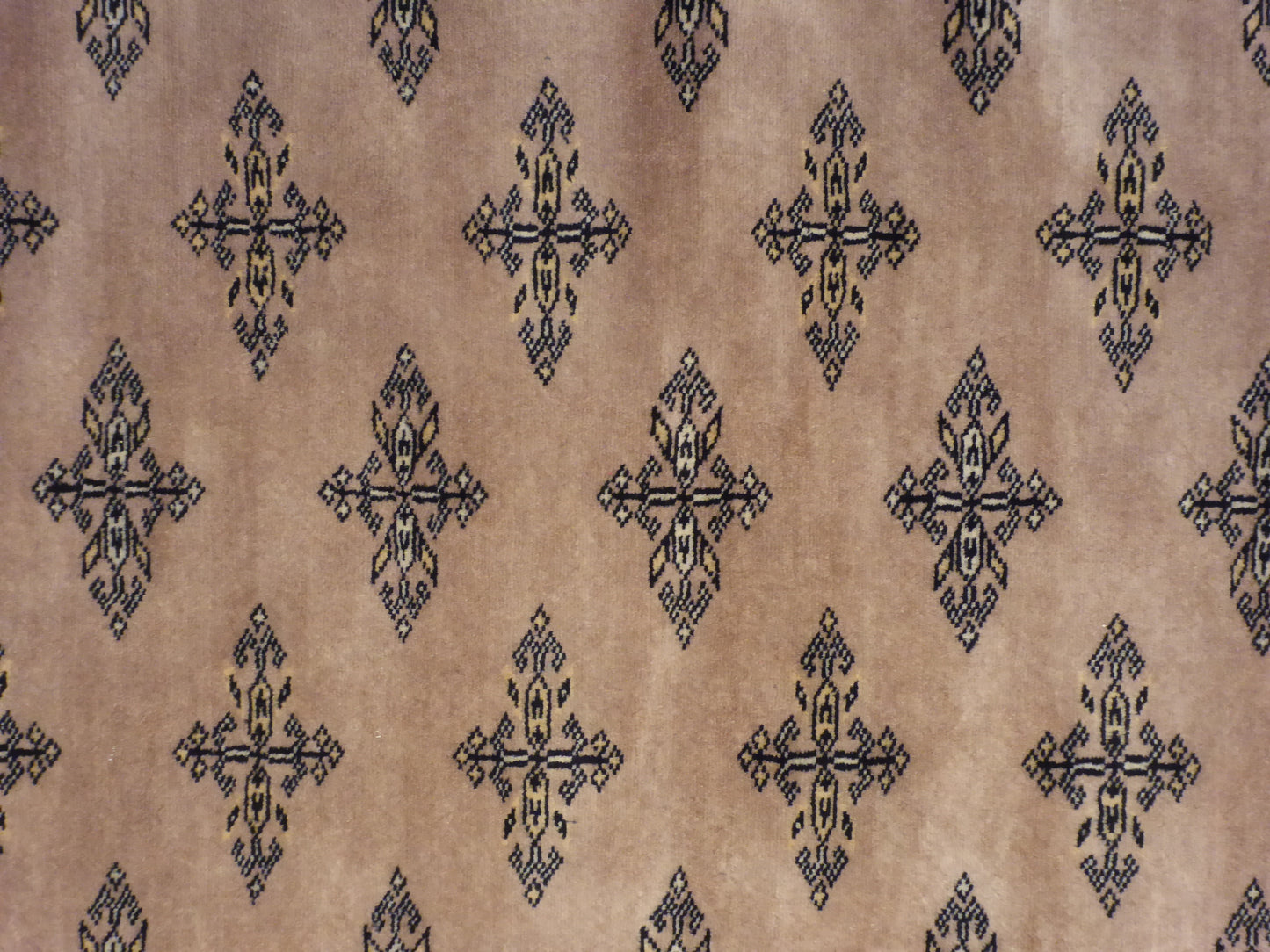 Bokhara Butterfly Fine 188x123 cm