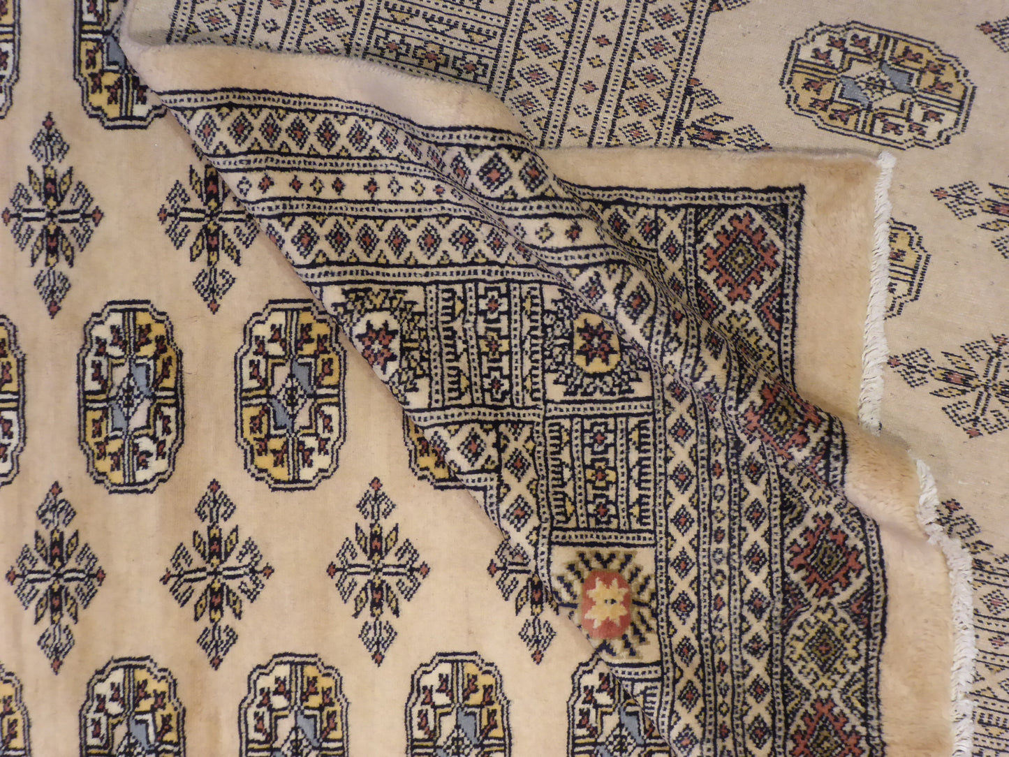 Bokhara 294x237 cm