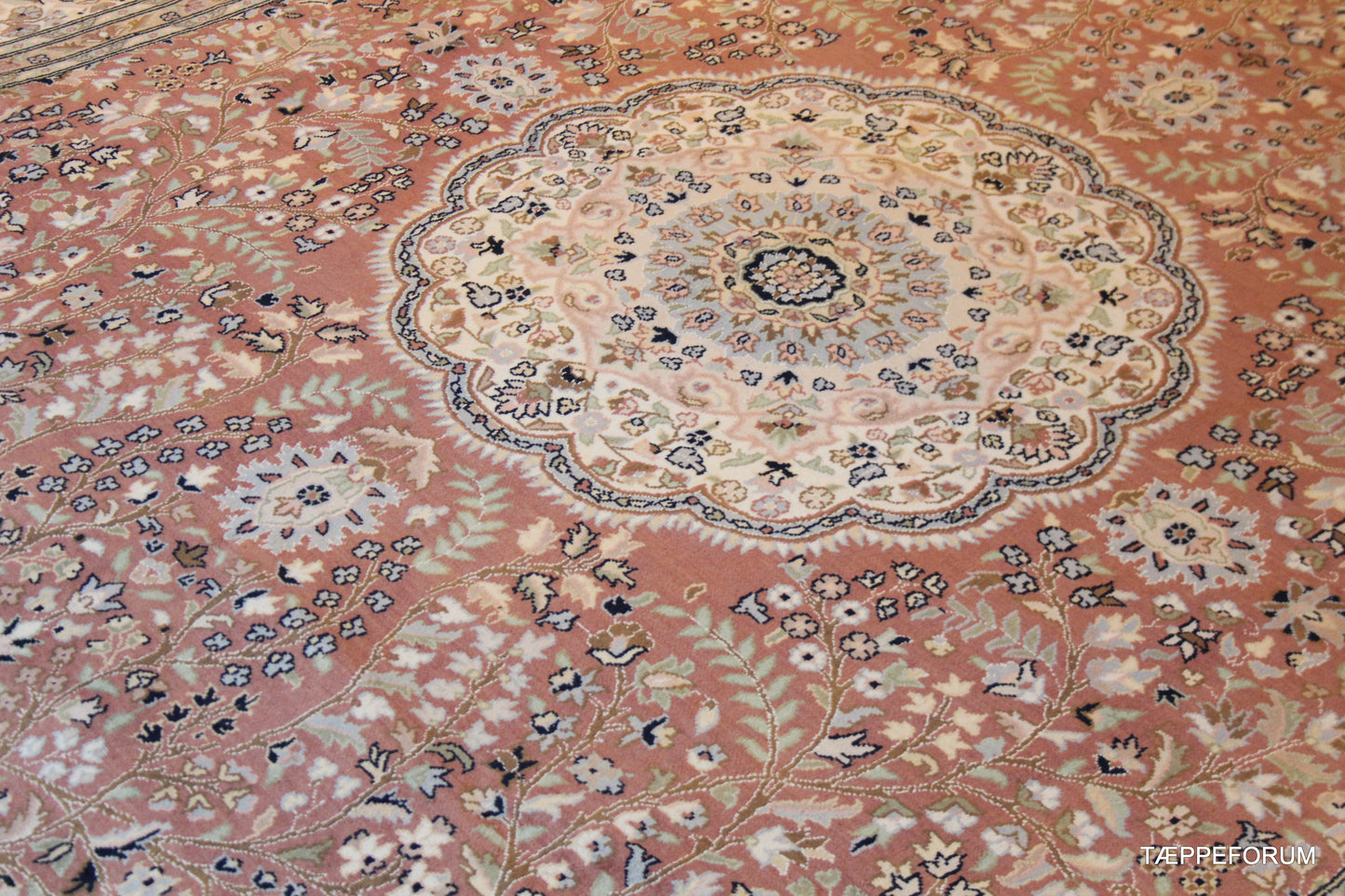 Lahore Fine Livets Træ 355x244 cm