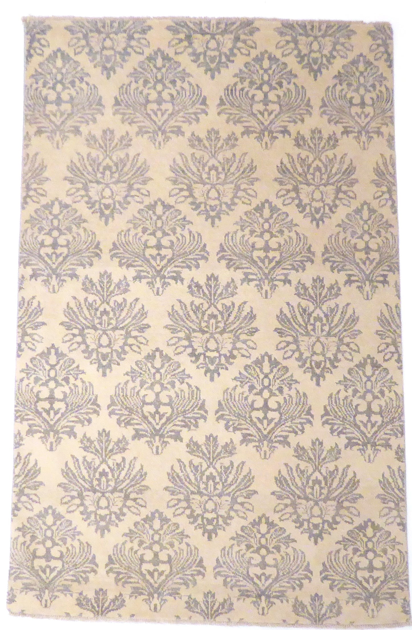 Damask 211x135