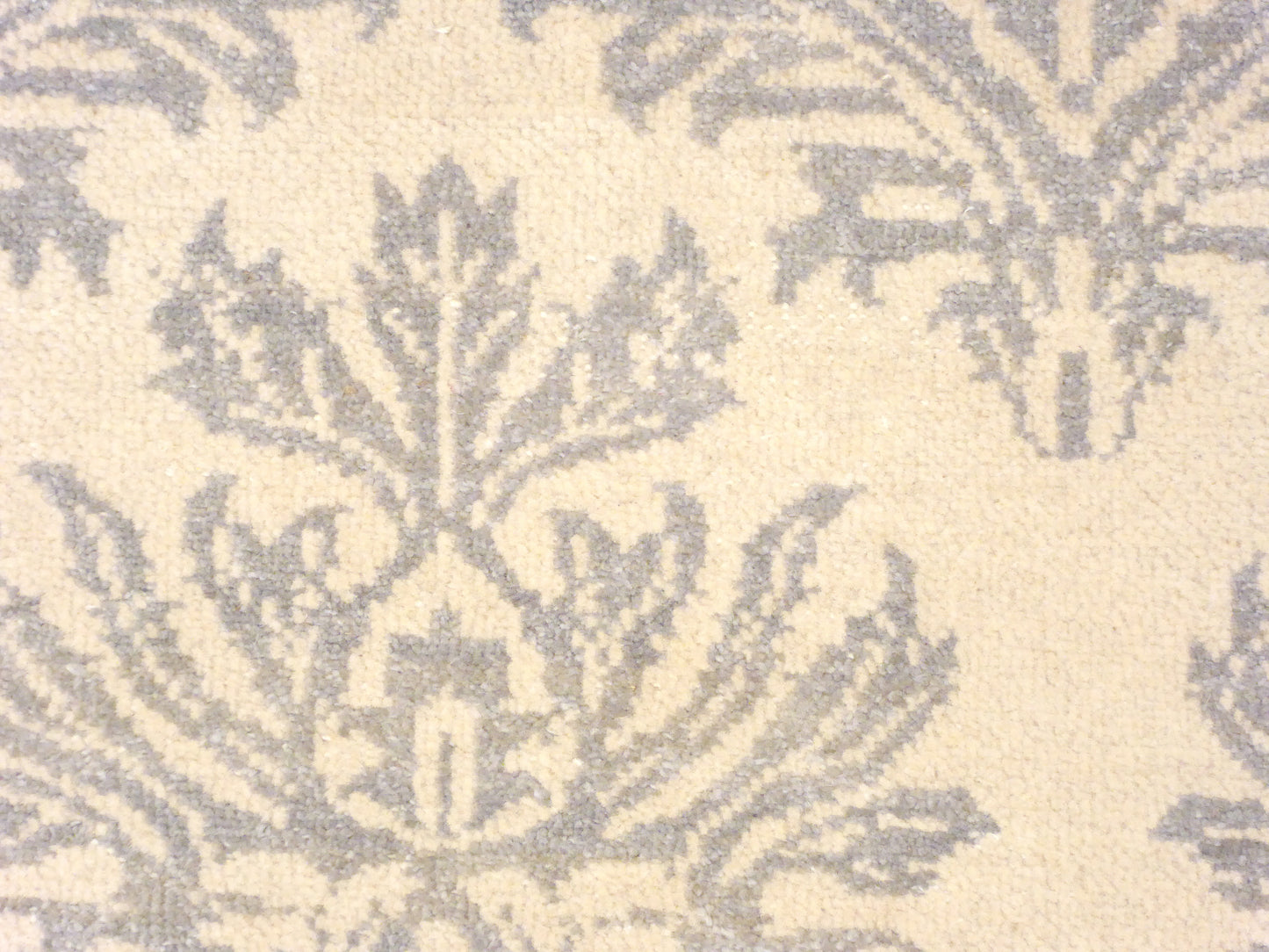 Damask 211x135